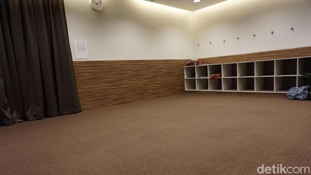 Melihat Tempat Salat di Bandara Terbaik Sedunia