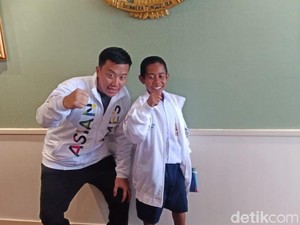 Alasan Joni Panjat Tiang: Saya Ingin Merah Putih Berkibar
