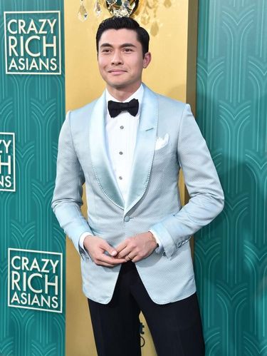 7 Fakta Henry Golding yang Membintangi Film Last Christmas