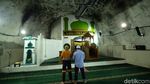Masjid dan Gereja Hidup Berdampingan di Perut Bumi Papua