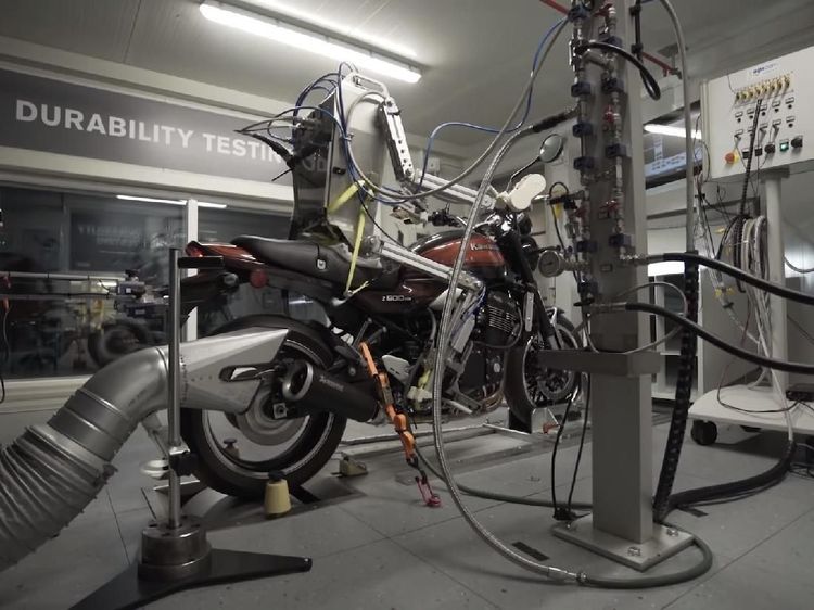 Robot Canggih Penguji Motor