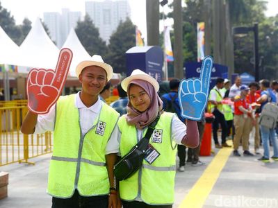 Jelang Pembukaan Asian Games 2018, Volunteer Siap bantu Penonton ke GBK
