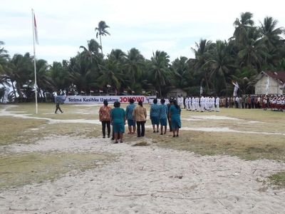 Upacara Bendera di Pulau Terluar Indonesia