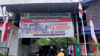 Pulau Sebatik adalah pulau terluar Indonesia yang juga dimiliki oleh dua negara, Indonesia dan Malaysia. Uniknya ada rumah dua muka atau terletak persis diperbatasan Indonesia Malaysia.