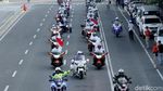 Mobil Jadul hingga Moge Iringi Pawai Obor Asian Games Menuju GBK