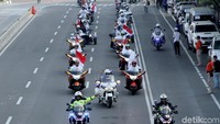 Tak hanya untuk menyambut Asian Games 2018 beberapa moge membawa bendera merah putih sekaligus untuk mempertingati Hari Kemerdekaan Indonesia ke-73 tahun.
