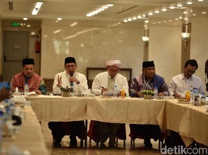 Inovasi Pelayanan Haji Diapresiasi DPR, Jemaah Tercecer Jadi Catatan
