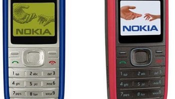  Tahun 2007, sejatinya sudah banyak ponsel canggih bertebaran. Namun masih banyak yang mendambakan ponsel sederhana dan fungsional seperti Nokia 1200. (istimewa/phonearena) 