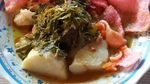 Lamak Nian! Habis Olahraga Makan Katupek Gulai Paku yang Gurih Pedas