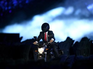 Aksi Jokowi Naik Moge di Asian Games Jadi Sorotan di China-Korsel