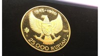 Selain itu juga ada pecahan Rp 25.000 berbahan emas 61,71 gram. Uang ini juga untuk memperingati 25 tahun kemerdekan RI. Istimewa/Dok. Bank Indonesia.