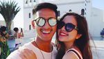 Tasya Kamila & Suami Mesra di Santorini