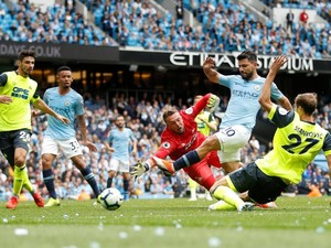 Dominan, City Ungguli Huddersfield 3-1 di Babak Pertama