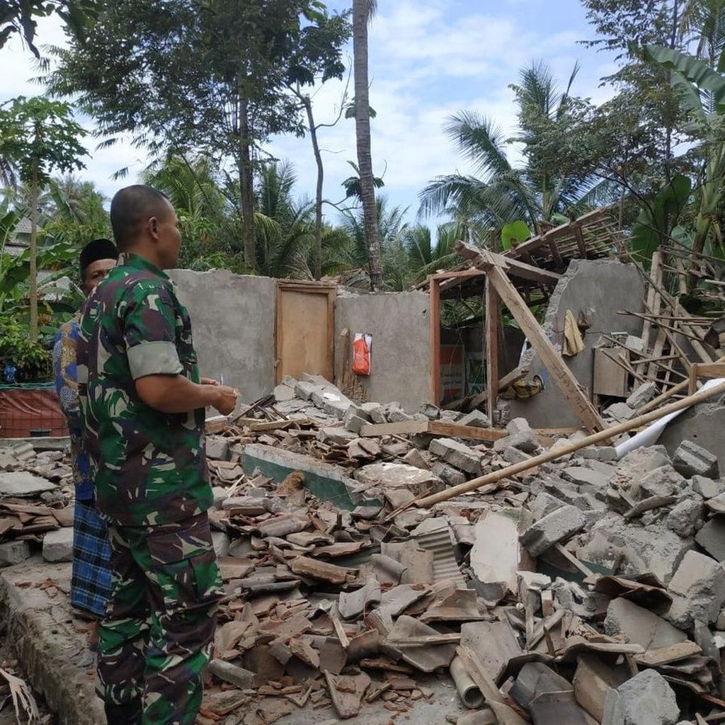 Gempa Susulan Lombok, Kominfo Kirim Telepon Satelit Tambahan Gempa Susulan Lombok, Kominfo Kirim Telepon Satelit Tambahan