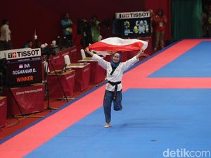 Defia Rosmaniar Persembahkan Emas Pertama untuk Indonesia di Asian Games 2018
