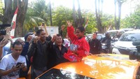 Tak hanya itu, Hotman juga memberikan uang tunai sebesar Rp 50 juta kepada Joni. Ahmad Bil Wahid/detikcom