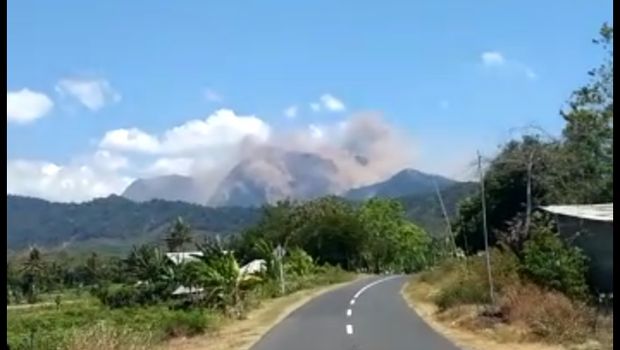 Ini Titik-titik Longsor di Kaki Gunung Rinjani Akibat Gempa