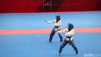Defia menang dengan poin 8.690. Wakil Iran Marjan meraih medali perak dengan skor 8.470.