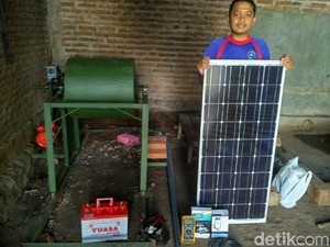 Mahasiswa ITS Rancang Alat Sangrai Kacang Otomatis untuk UMKM