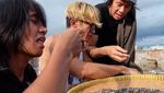 Makan di Warteg hingga Panen Singkong Raksasa, Ini Gaya Nyeleneh Agung Hercules