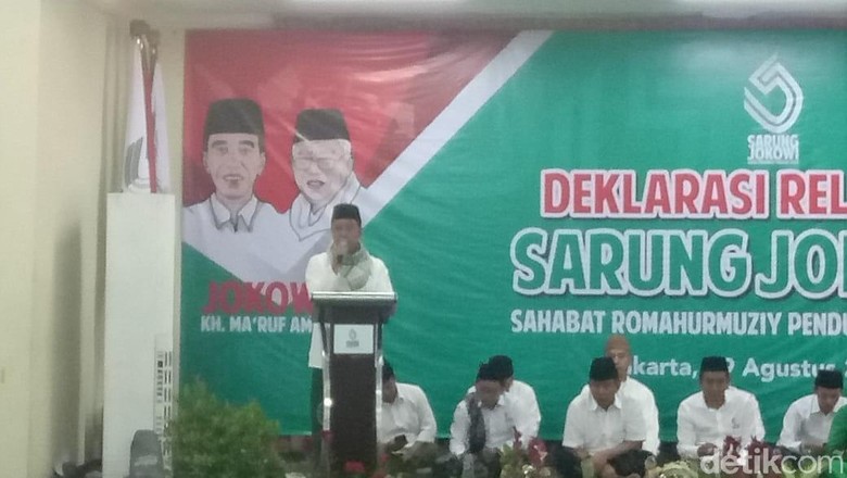 Relawan Sarung Jokowi akan Dideklarasikan di 14.000 Ponpes Relawan Sarung Jokowi akan Dideklarasikan di 14.000 Ponpes