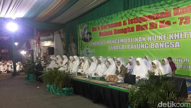 Yenny Wahid Hadiri Doa Bersama Warga NU untuk HUT RI ke-73