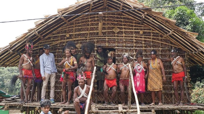 Pegunungan Arfak, Kabupaten di Atas Gunung yang Masih Tertinggal