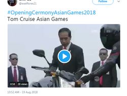 Kocaknya Meme Aksi Moge dan Joget Dayung Presiden Jokowi
