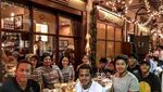 Yuk, Lihat Pose Ngopi Siman Sudartawa, Atlet Renang Tercepat di SEA Games