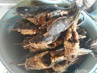 Sedep Poll! Sego Pecel Semanggi Legendaris Racikan Mbah Warno 