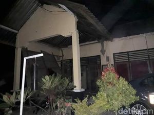 Polsek Alas Sumbawa Ambruk Diguncang Gempa 7,0 SR