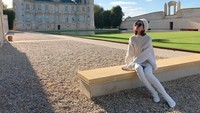 Janice pergi liburan ke Brasil, Perancis, Vietnam, Los Angeles, Spanyol, Jepang, dan lainnya. (janice_man/Instagram)