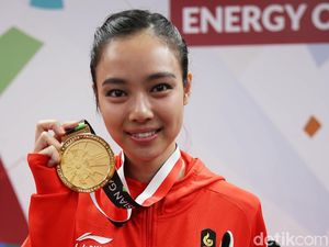 Gaya Makan Lindswell Kwok hingga Bocah Viral yang Melongo Lihat Jokowi