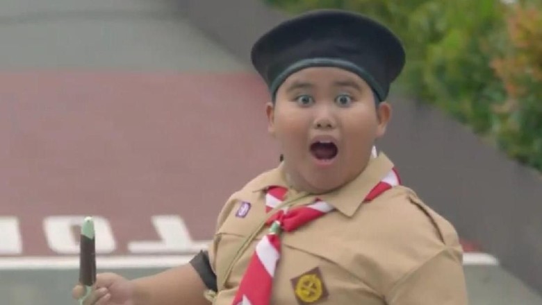 Kenalkan Ini Anak Pramuka yang Melongo Lihat Jokowi Naik Moge