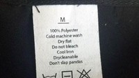 Jangan, pokoknya jangan pernah menyiksa binatang, terutama mengepret panda. Istimewa/Boredpanda.