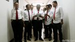 Gaya Necis Timses Jokowi-Maruf Datangi KPU