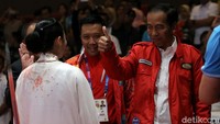 Lindswell Kwok berhasil meraih medali emas dalam pertandingan tadi pagi.