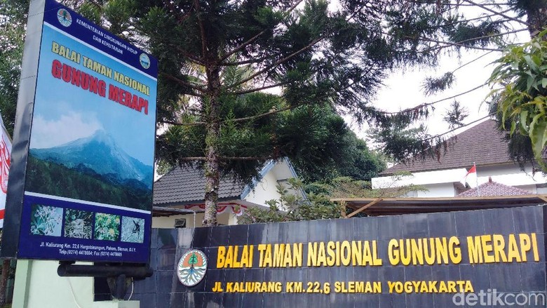 Ada Kubah Lava Baru Merapi, TNGM Siagakan Petugas di Posko Resort Ada Kubah Lava Baru Merapi, TNGM Siagakan Petugas di Posko Resort