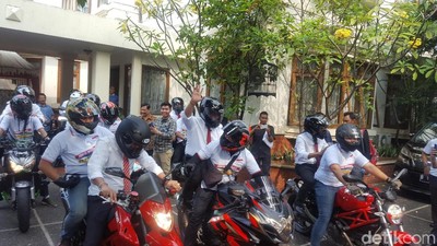 Ini Moge-moge Ratusan Juta yang Antar Sekjen Pro-Jokowi ke KPU