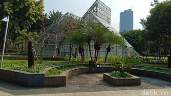 Kamera belakang Oppo F9 memiliki ukuran 16 MP dan 2 MP. Foto: Adi Fida Rahman/detikINET