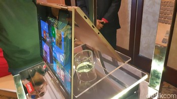 Yoga 730 hadir dengan prosesor Intel Core i7-8550U. (Foto: detikINET/Virgina Maulita Putri)
