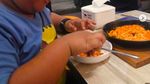 Ini Gaya Makan Lahap Fairel, Bocah yang Melongo Lihat Jokowi Naik Motor