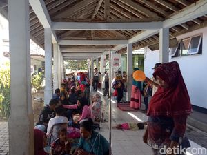 Trauma Gempa, Pasien RSUD Dompu Pilih Dirawat di Luar Ruangan
