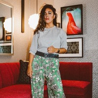 Lissette pun menyesal telah menghabiskan banyak uang untuk hidup ala selebgram. Tidak ada yang membicarakan keuangan (selebgram) di Instagram. Itu membuatku khawatir dengan bagaimana wanita peduli dengan imej. Dulu aku punya banyak kesempatan untuk menabung. Aku bisa saja berinvestasi dengan uang itu, ungkapnya. Foto: Instagram (lissettecalv)