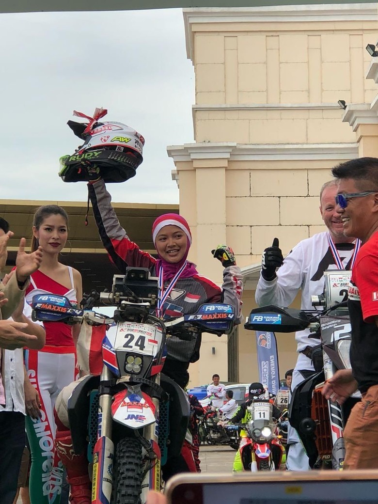 Pereli Indonesia Juara dan Capai Target Garis Finish di Kamboja Pereli Indonesia Juara dan Capai Target Garis Finish di Kamboja