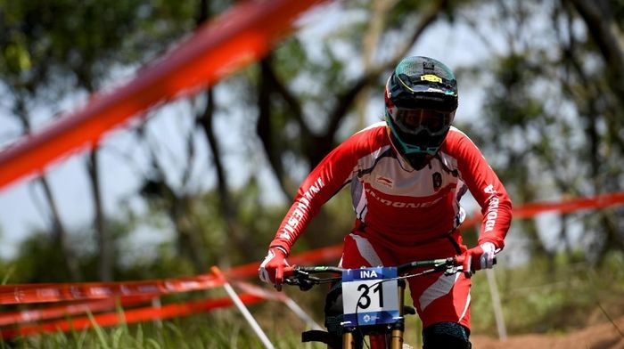 Tiara Andini Prastika meraih medali emas ketiga buat Indonesia di Asian Games 2018 (Foto: Aji Wisnu Novianto/ANTARA FOTO/INASGOC) Tiara Andini Prastika meraih medali emas ketiga buat Indonesia di Asian Games 2018 (Foto: Aji Wisnu Novianto/ANTARA FOTO/INASGOC)