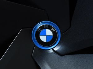 BMW dan Mercedes-Benz Batal Ikut Pameran CES 2022