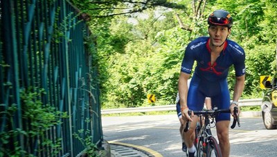 Bugarnya Siwon Choi, Pentolan Super Junior yang Hobi Lari dan Bersepeda