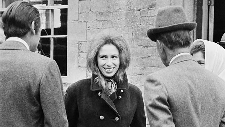 Potret Jadul Putri Anne Berkuda Princess Anne on horse Purple Star at Eridge Horse Trials,
Kent, 3rd August 1968. (Photo by Terry Fincher/Daily Express/Getty Images)