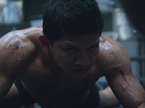 Iko Uwais Diminta Bugil di Mile 22